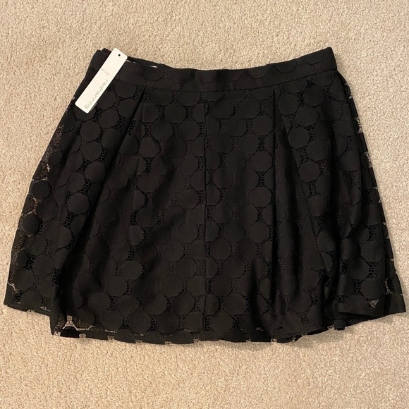 𝅺NWT Debenhams Women's Red Herring Black Polka Dot Lace Mini Skirt sz US8 - Picture 2 of 11